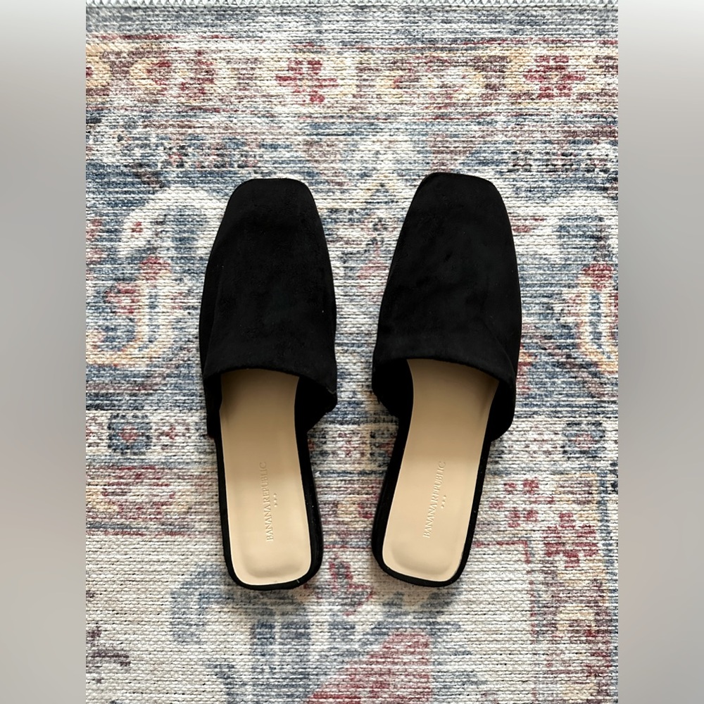 Suede mules